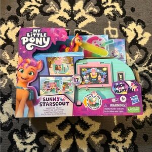 My Little Pony Sunny Starscout Smoothie Truck - Pink and Blue